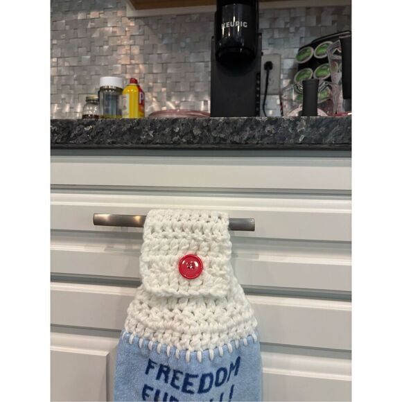 Crochet Top Kitchen Towel-Freedom Fur all - Picture 2 of 2